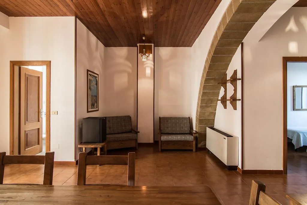 Torre Artale Hotel Trabia