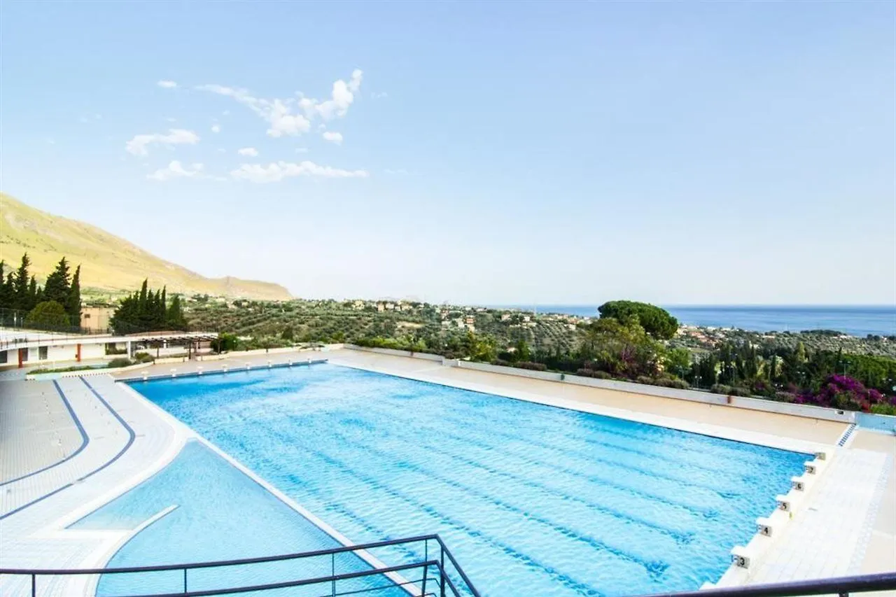 Torre Artale Hotel Trabia
